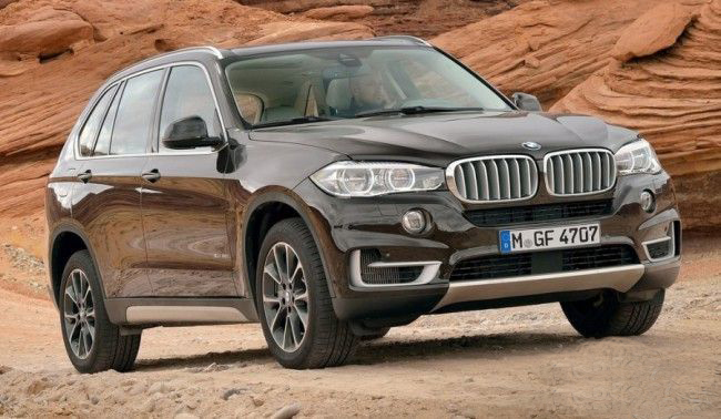 Компания BMW отправила автомобили для РФ в другие страны
